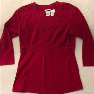 Red maternity shirt